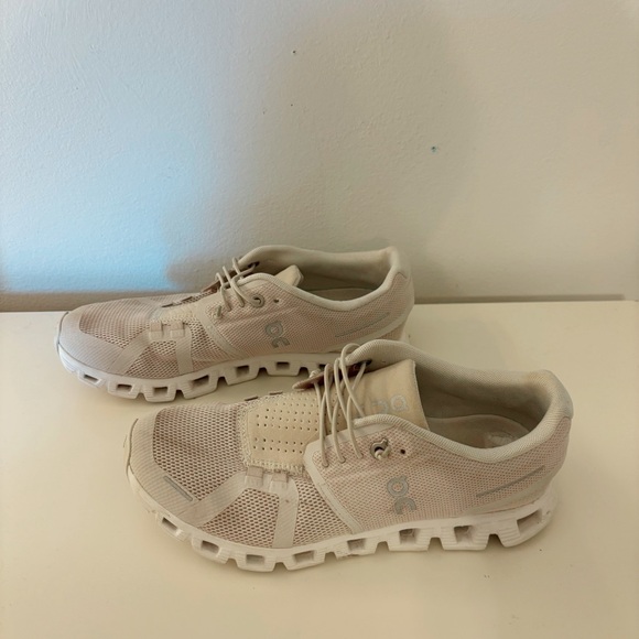 On Cloud - On Running Cloud 5 - Pearl/ White Sneakers Shoes - Picture 8 of 9